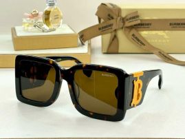 Picture of Burberry Sunglasses _SKUfw56598894fw